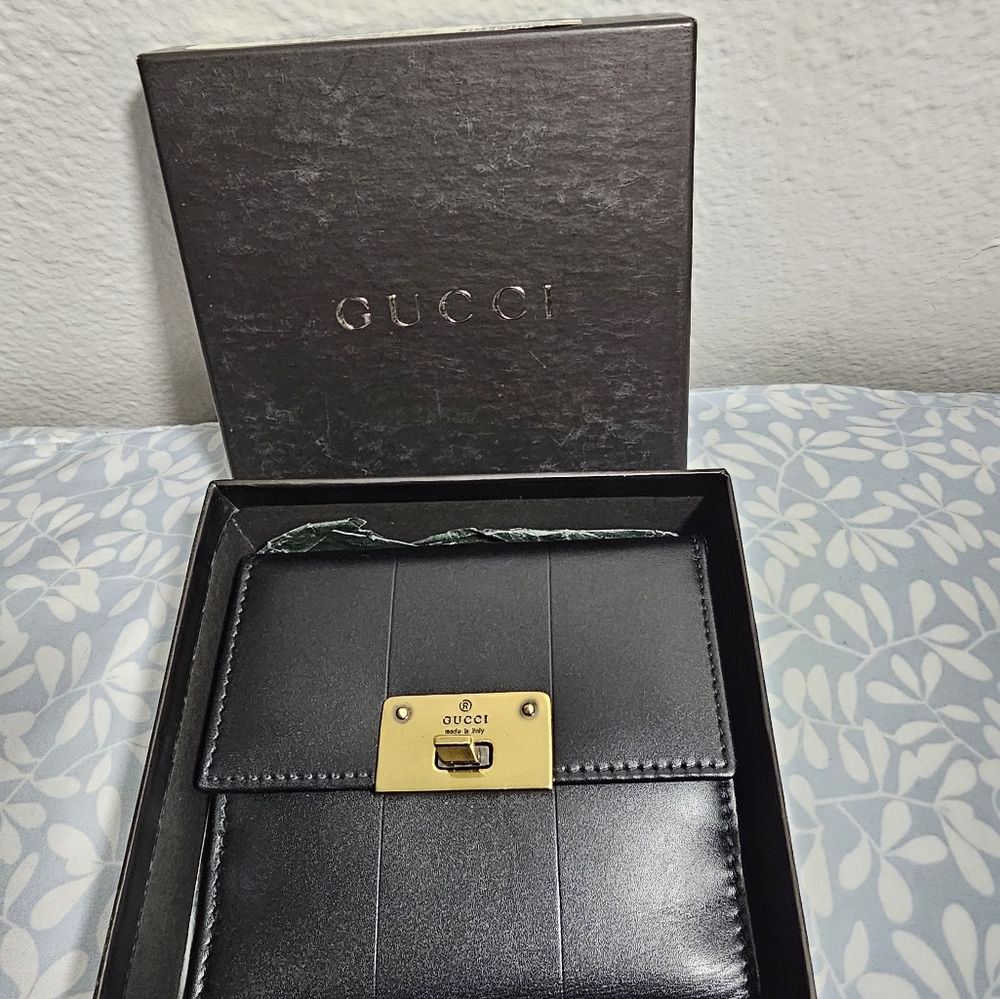 Gucci wallet